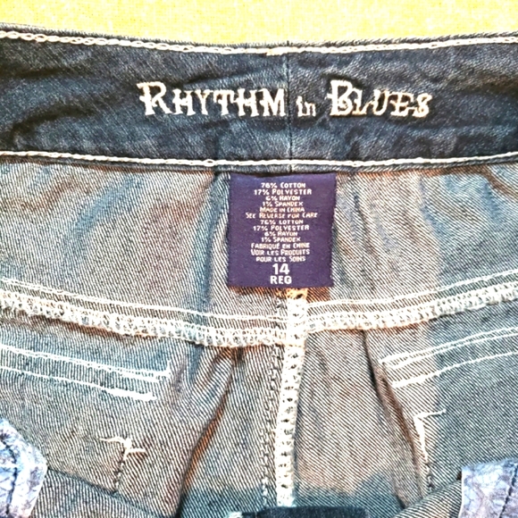 Rhythm in Blues Women's Denim Capri Jeans Size 14 - Picture 7 of 9
